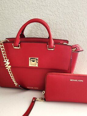 Like New Michael Kors Sylvia Red Leather Shoulder Bag & Wallet
